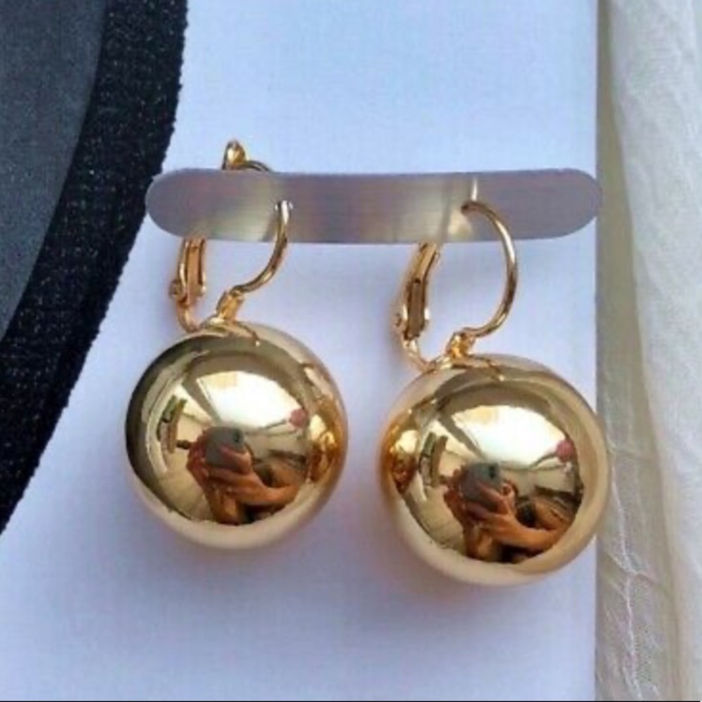 NEW 18k gold plated Unique Earrings